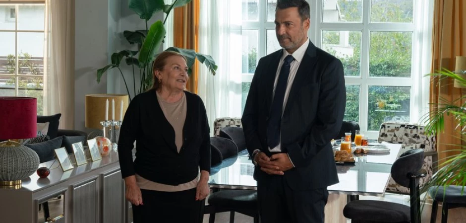 Кадр из Клюквенный щербет 108 серия