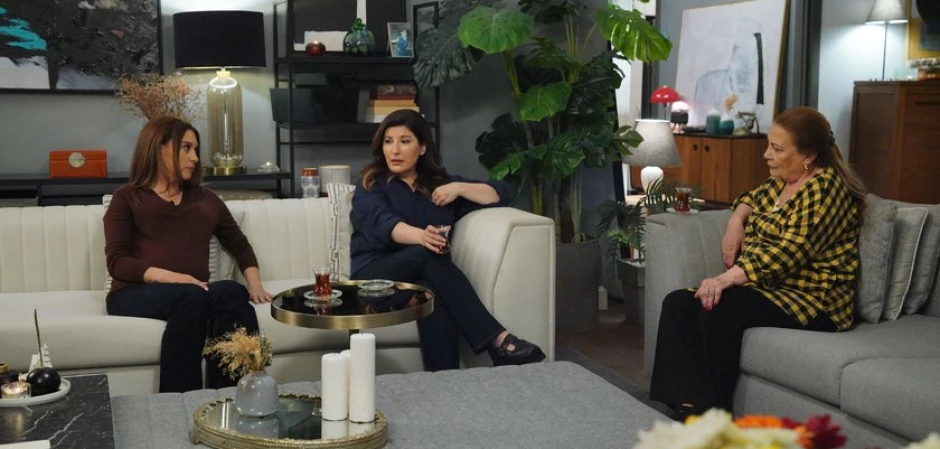 Кадр из Клюквенный щербет 102 серия